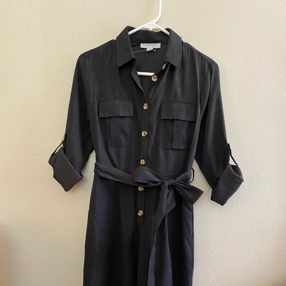 Button front jumpsuit - Picture 5 of 6